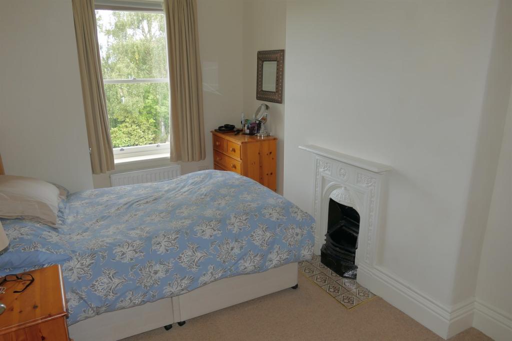 Bed 4