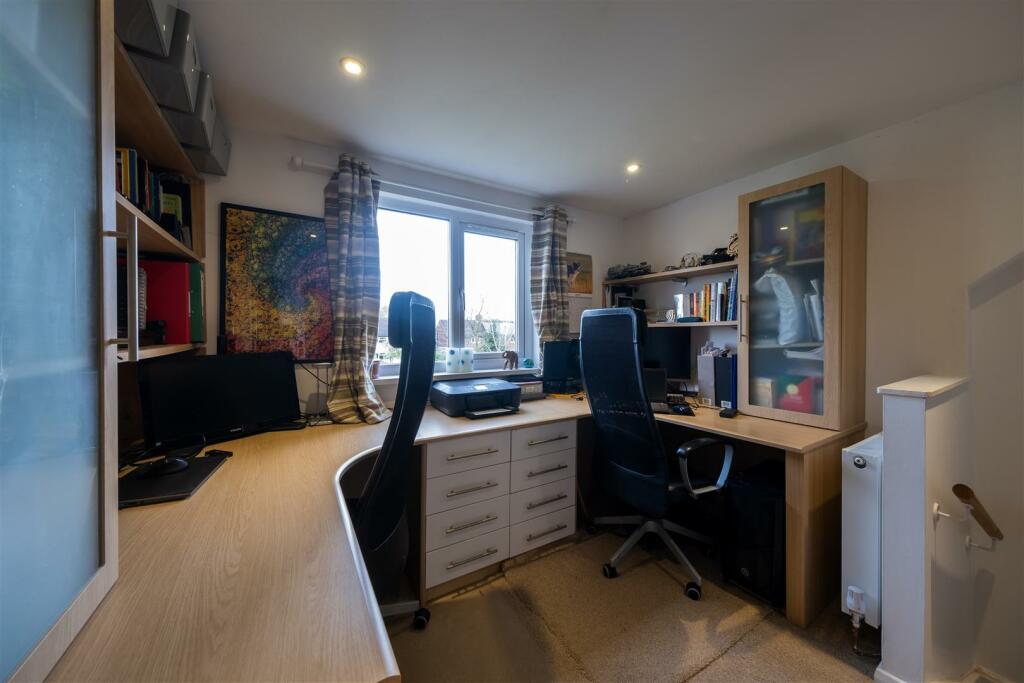 51 Russet Road-030.jpg