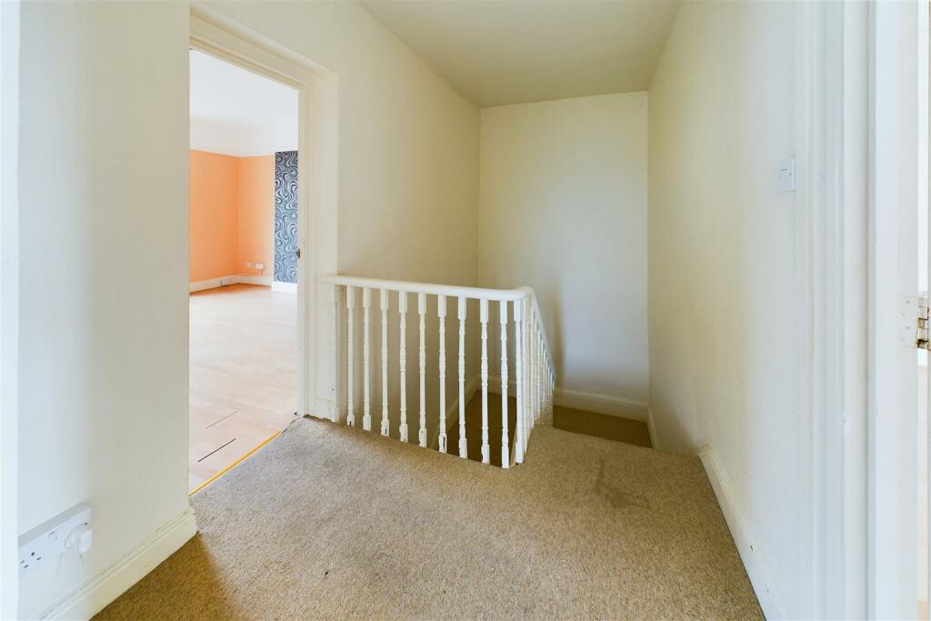 Flat 4, 41 Redland Road, Bristol BS6 6AG | Leaseho