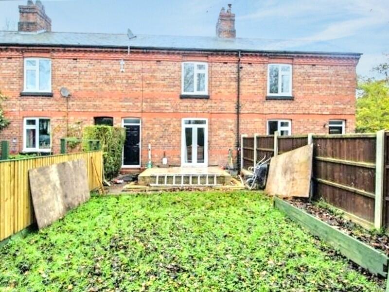 R Front Elevation.jpg