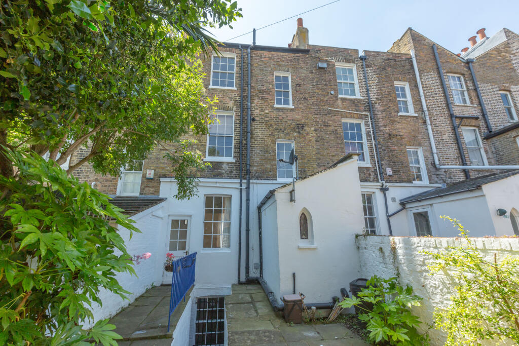 general 11 Cavendish