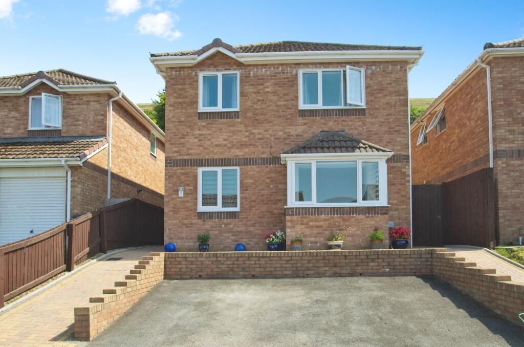 Hawthorn Glade, Abertillery, NP13