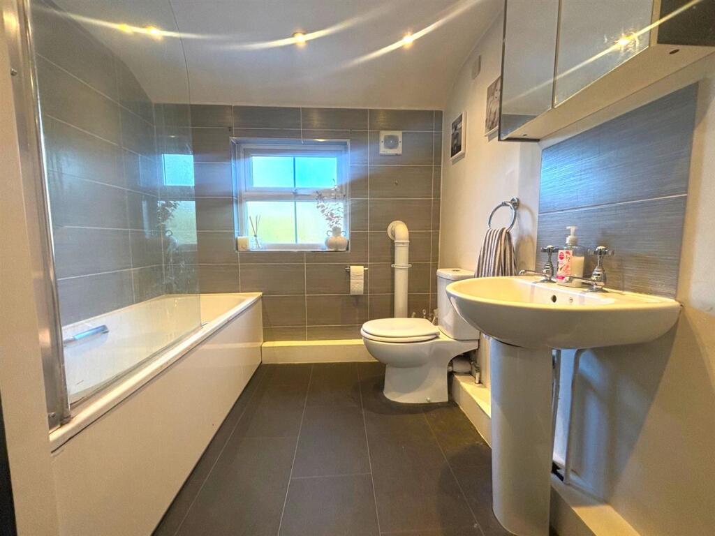 55 cpr bathroom new.jpg