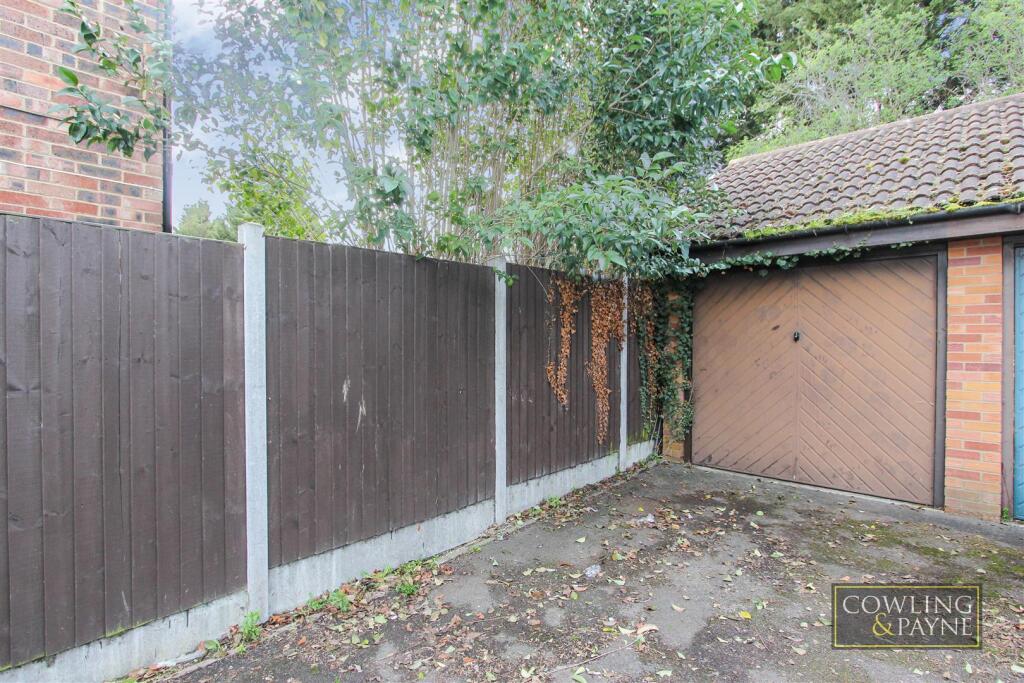 Garage &amp; Parking