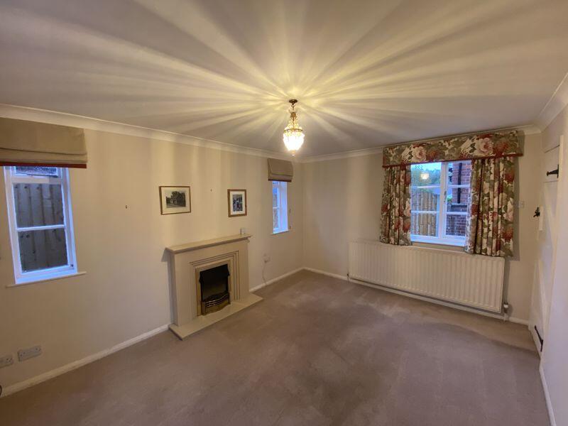 SITTING ROOM