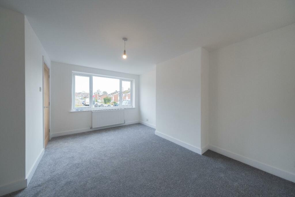 23 Oathills Drive-008.jpg