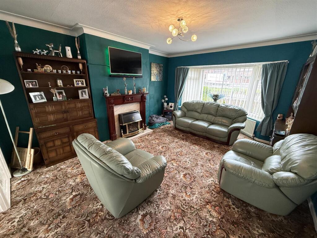 Living room.jpg