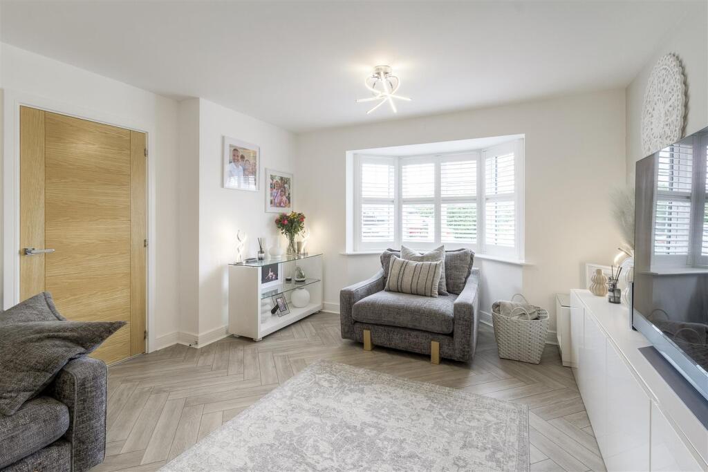 1 Farthington Drive, Nuneaton