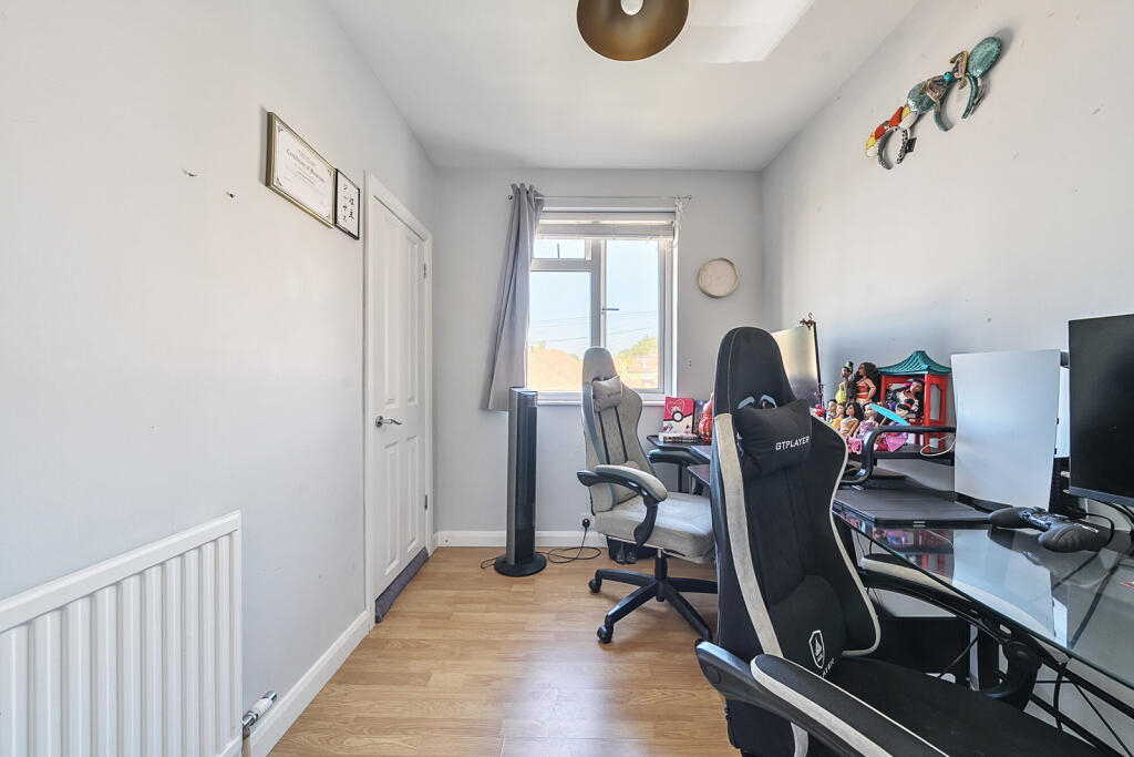 1317863-19-6870d7...