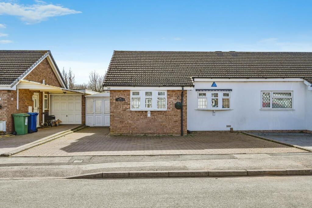 20scimitarclose3of20.jpg