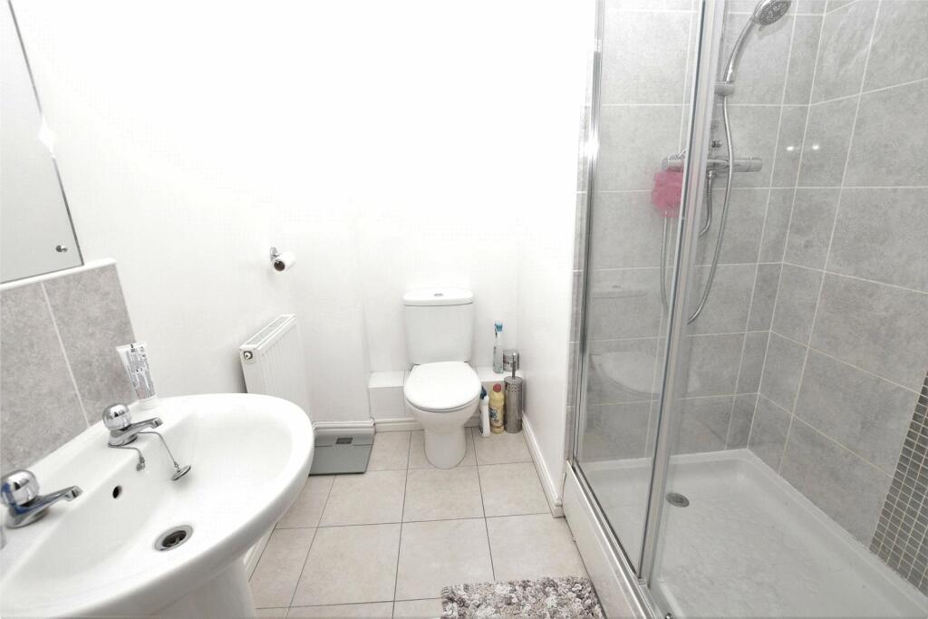 Master En-Suite