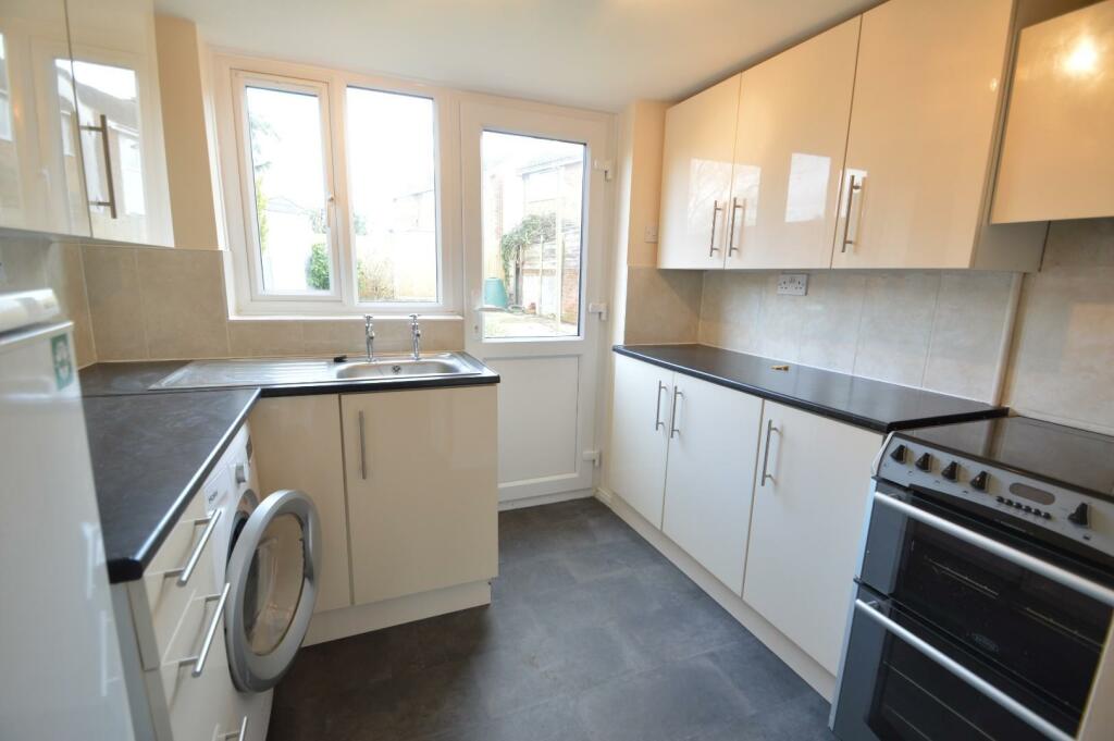 5 Mount Hill kitchen.JPG