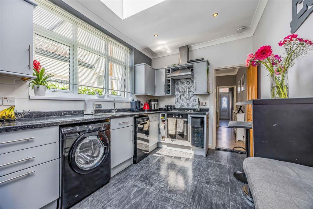 36 Wymering Road, Copnor-Small-PorticoMarketing-So