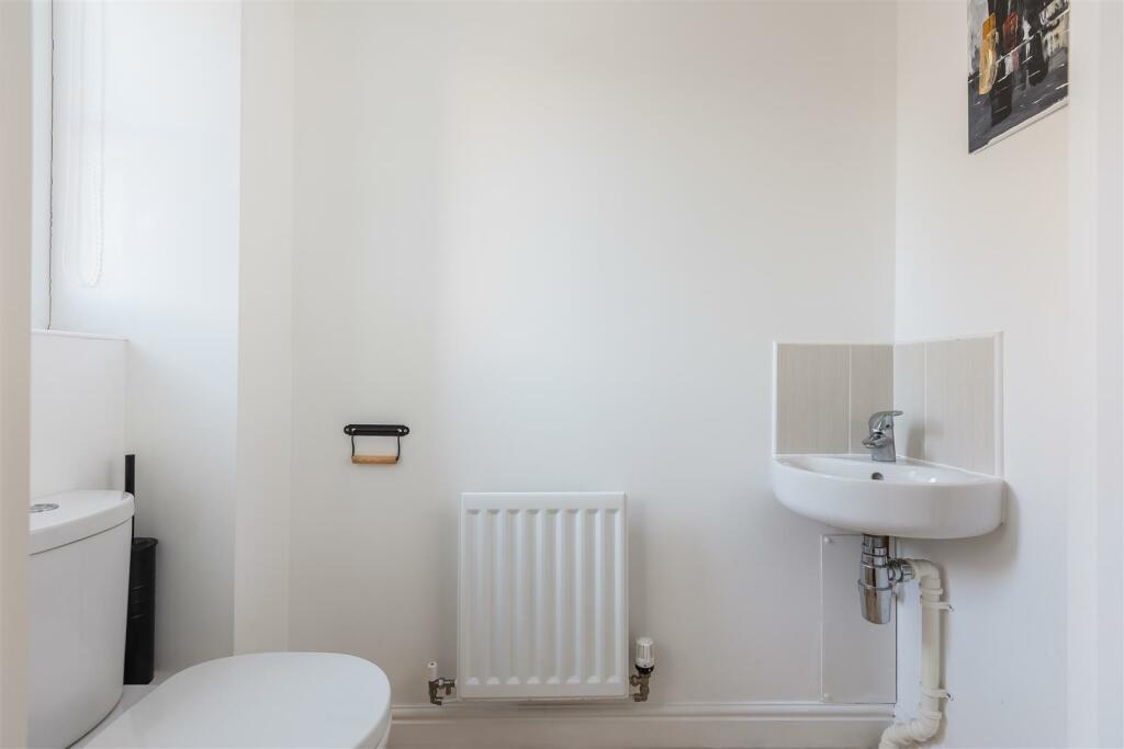 Fletton_Road_83_WC[1].jpg