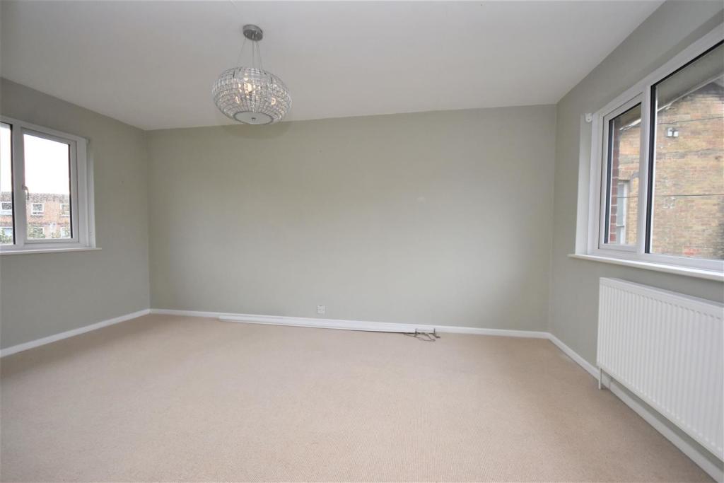 Bedroom 1.JPG