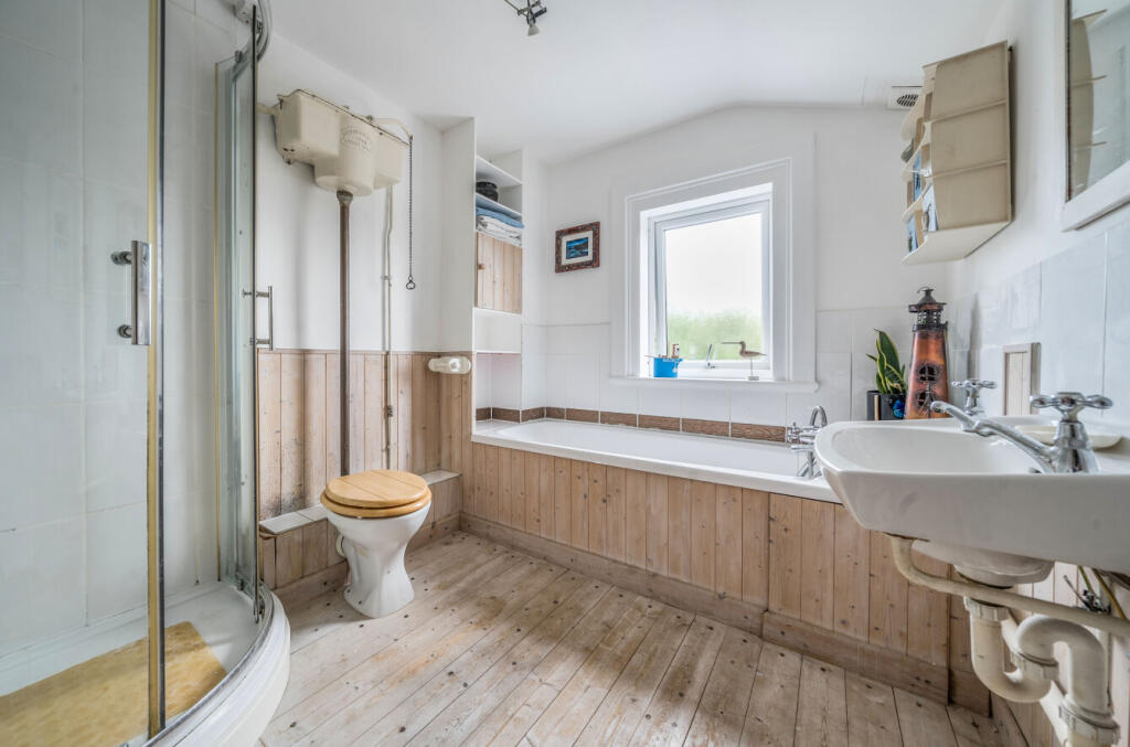 1301985-20-683872...