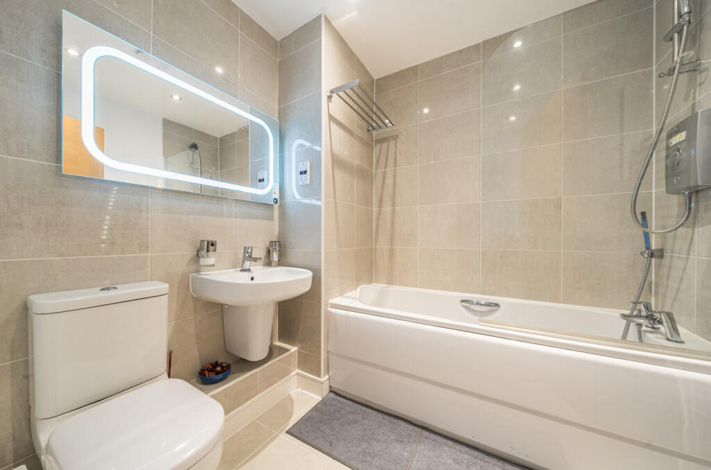 1344295-12-68b873...