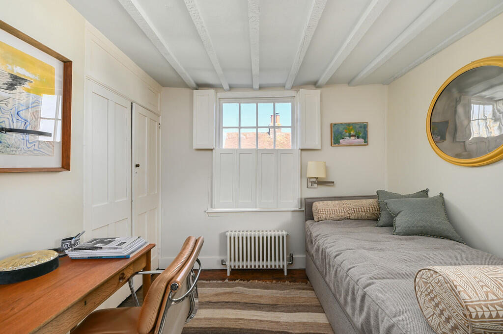 Wall Cottage TN36...