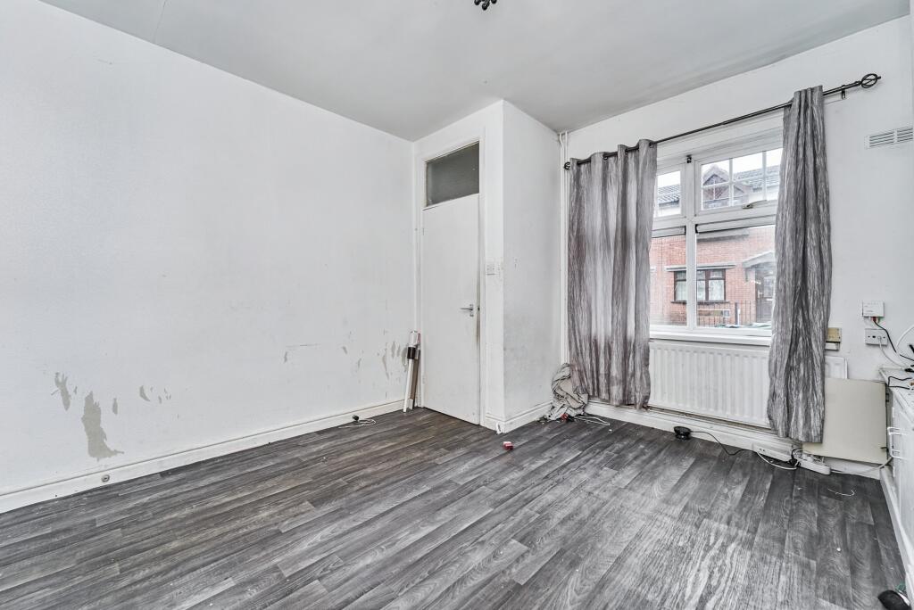 31 Booth Street, Darlaston, Wednesbury, West Midlands, WS10 8JB