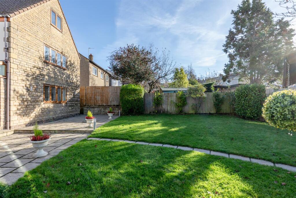 Church Road, Frampton Cotterell Garden.jpg