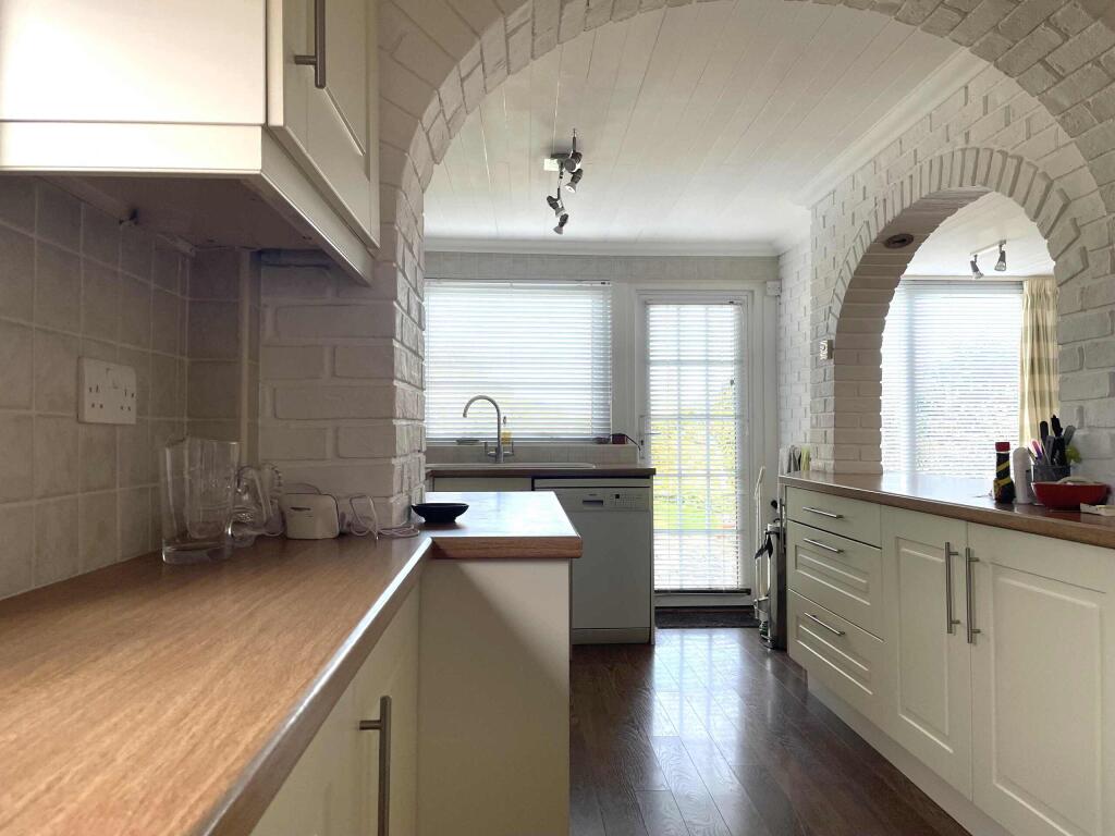 Fitted Kitchen