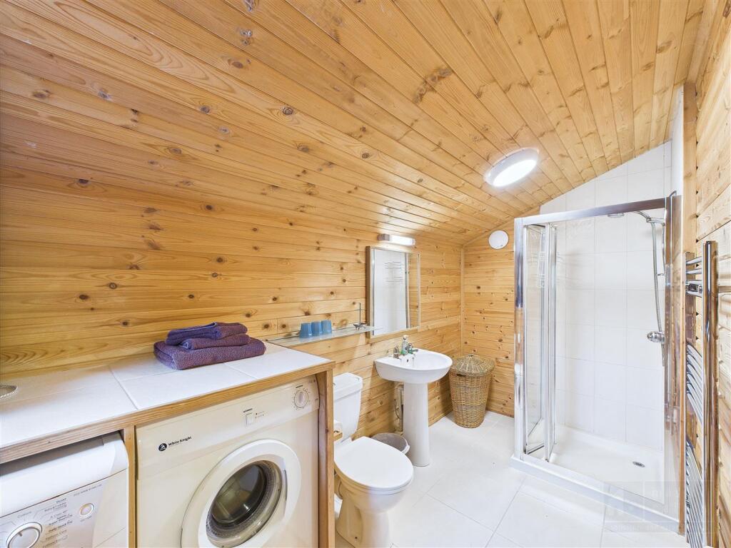 Shower Room  / Utility