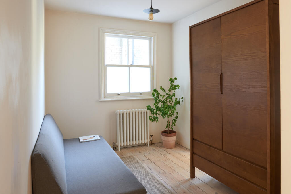 276141 - inigo_21_wisteria_06_04_25_10267.jpg