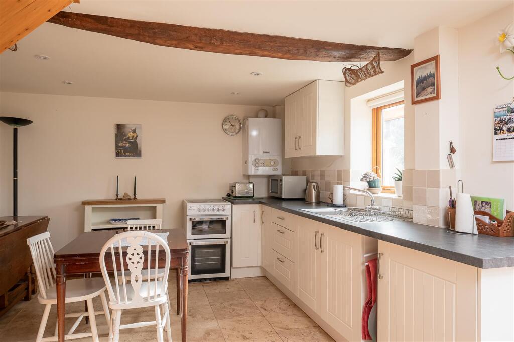 Sycamre Barn Kitchen
