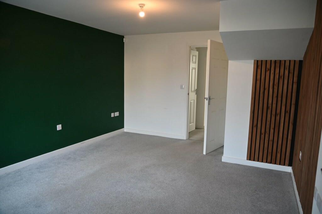 IMG-20241230-WA00...