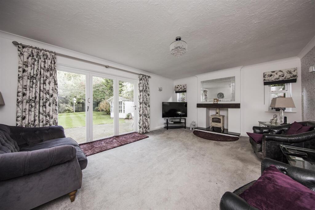 Lounge with Bifold Doors