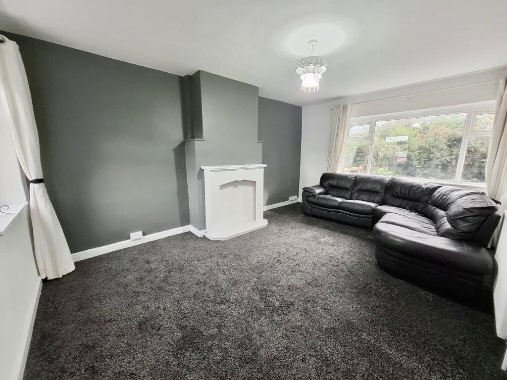 Hawes Avenue, Bradford, BD5 9AY