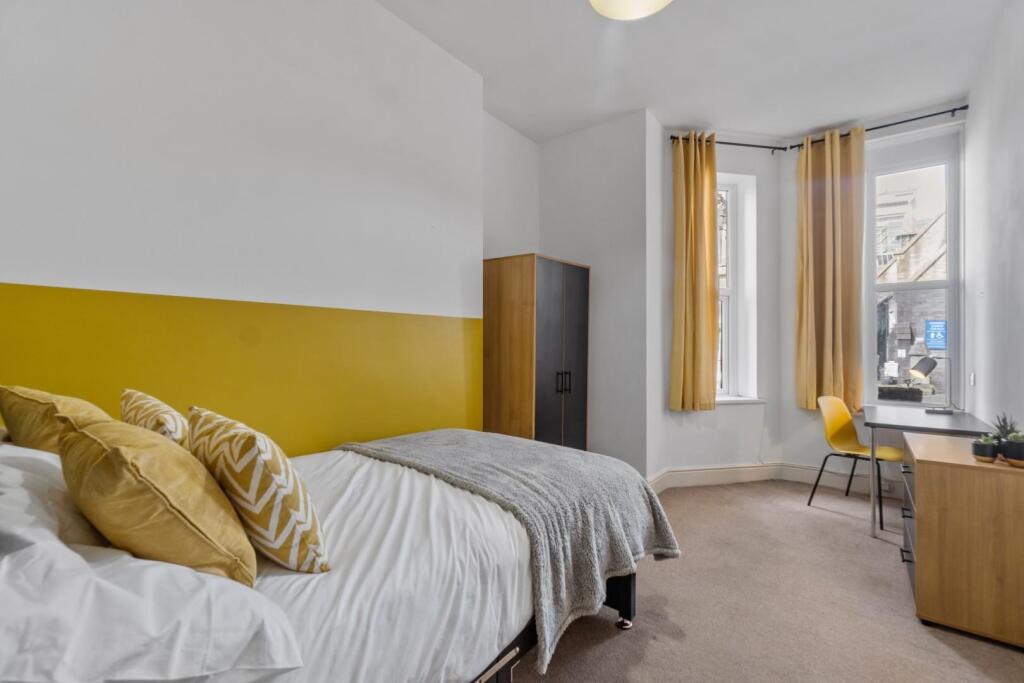 Bedroom.jpg