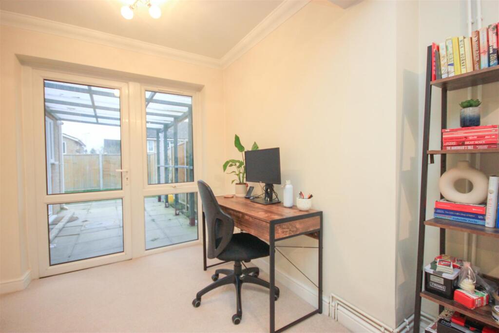 Dining area C..jpg