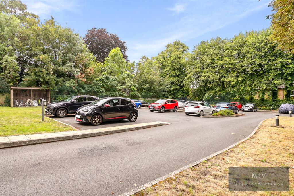 Flat 2, 28, Normanton Road MV-14.jpg