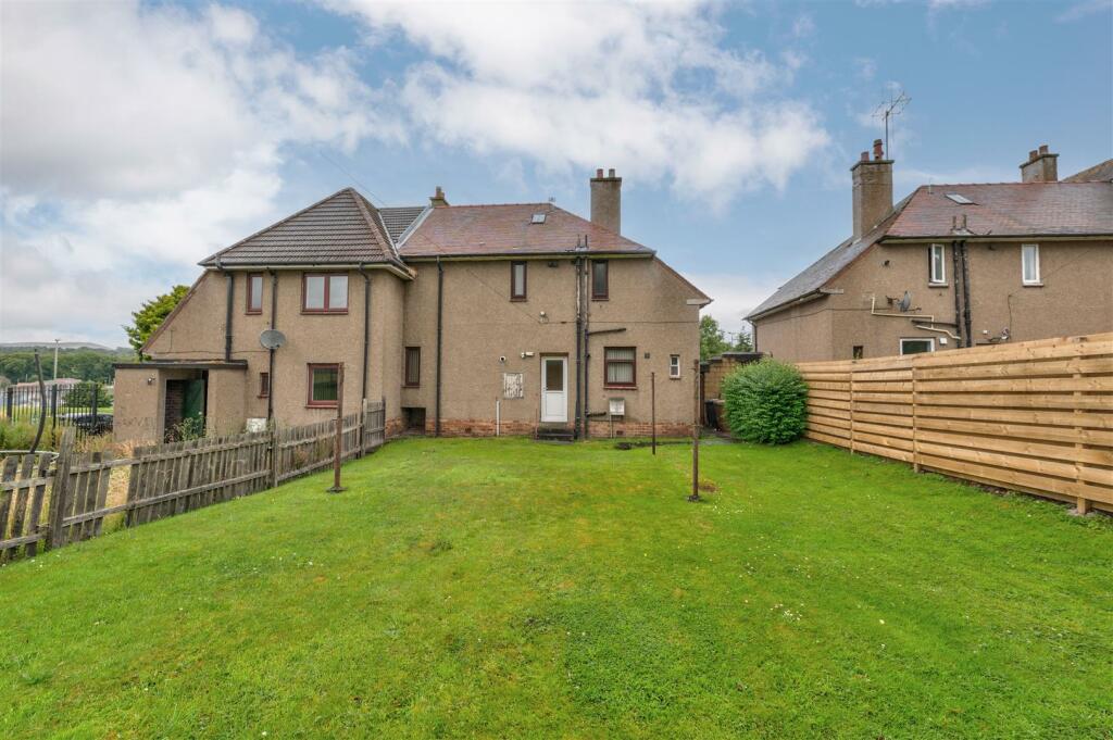 81 Beauly Street Dundee-10.jpg