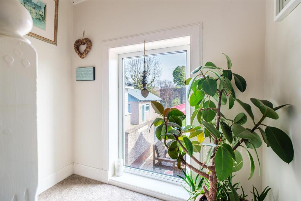 Crosshill Avenue-32.jpg