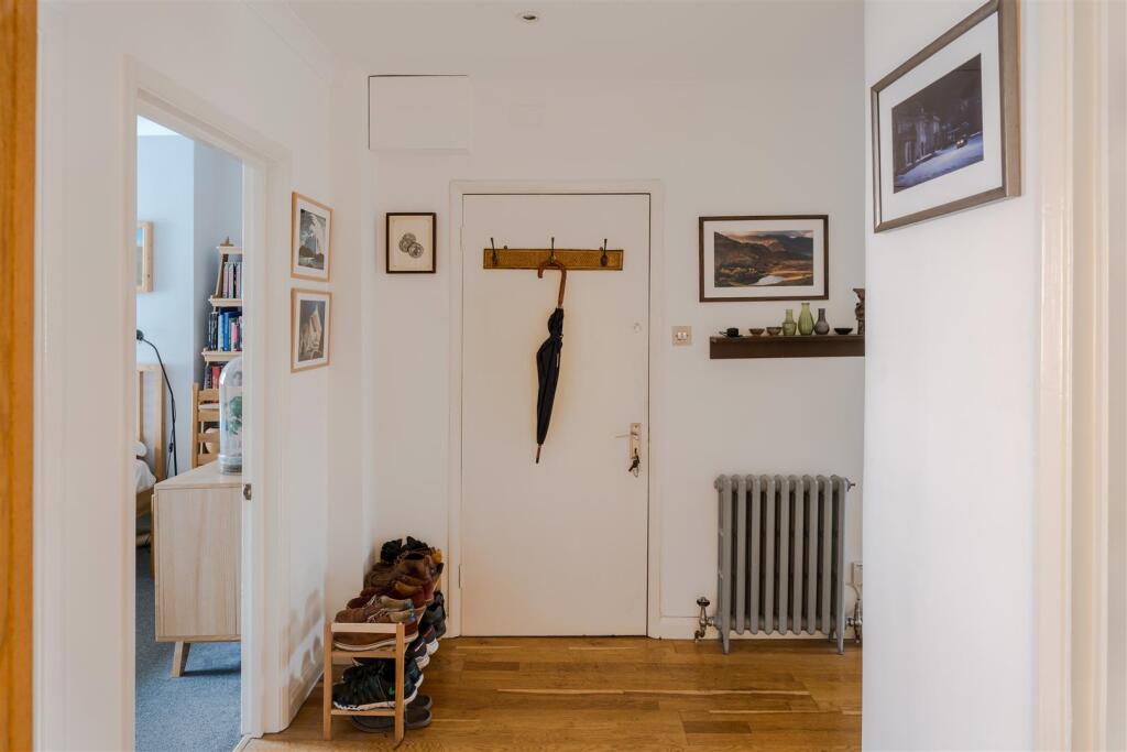 5 James Boswell Hous