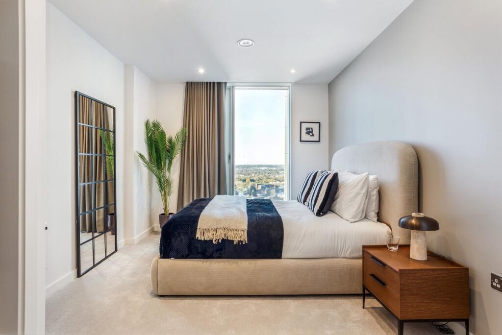 82480_Apartment 2...