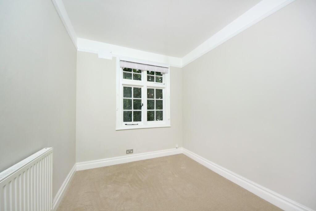 GV- 22 Winscombe Cresc (17).jpg