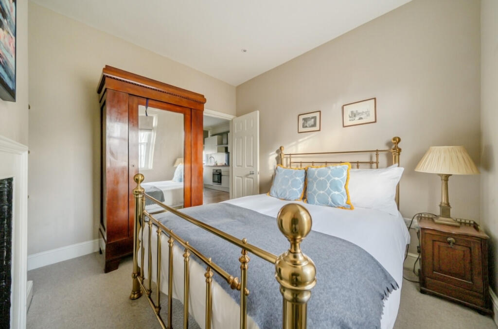 1380143-24-6915b5...