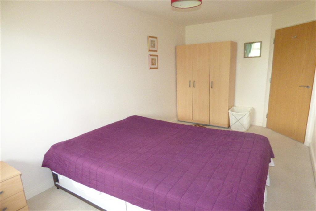 Bed 1 b