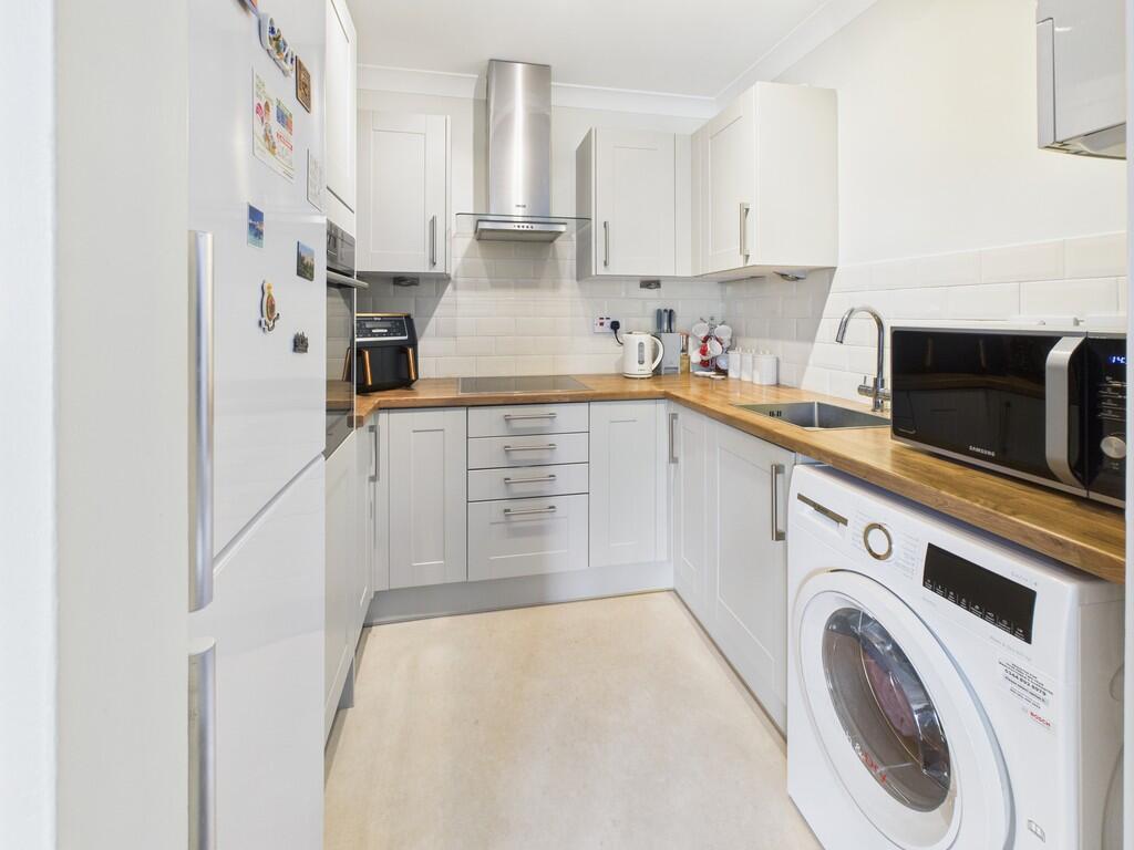 CAM05068G0-PR0045...