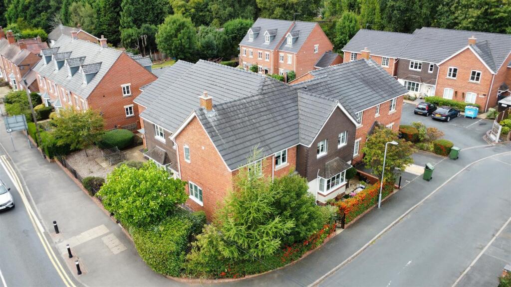 Swan Close Blakedown 1.jpg