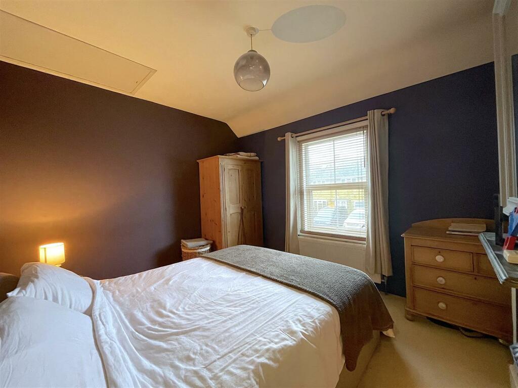 Bedroom One (1).jpeg