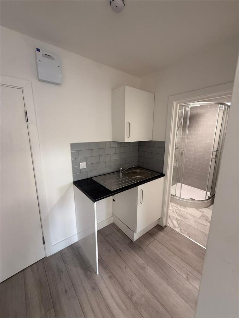 Kitchen Diner (2).jpeg