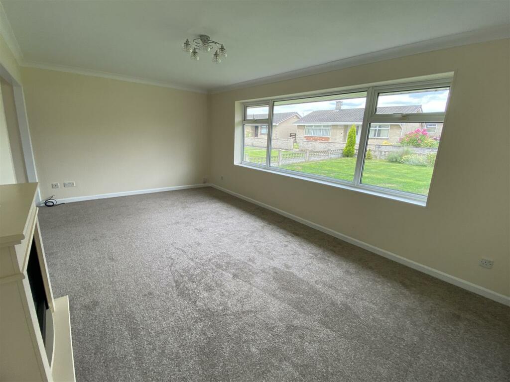 Lounge: