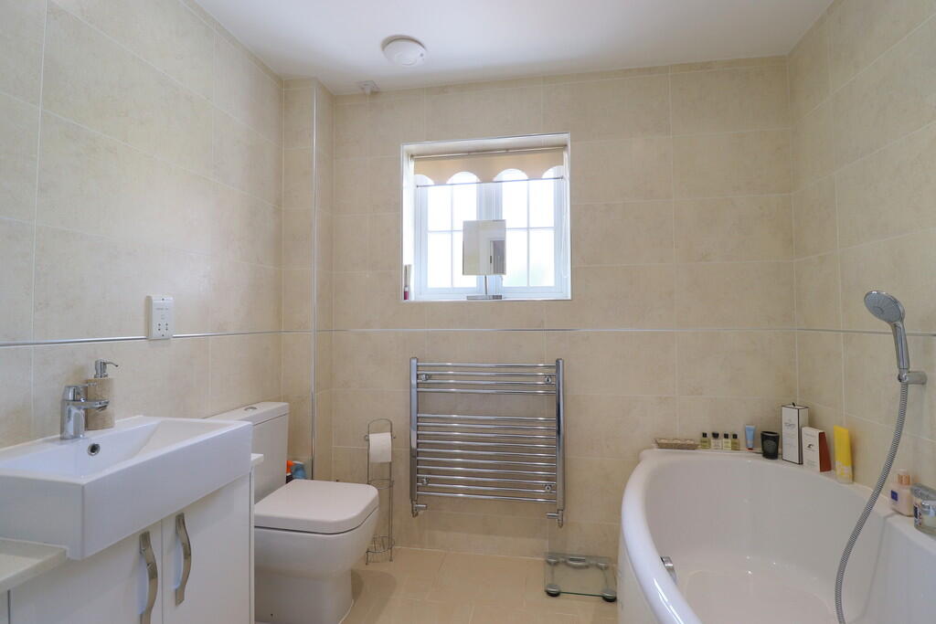 Family Bathroom 1...