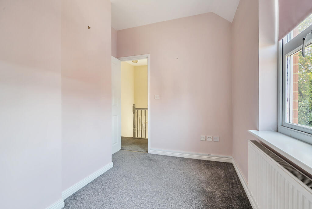 1339739-3-689b4e1...