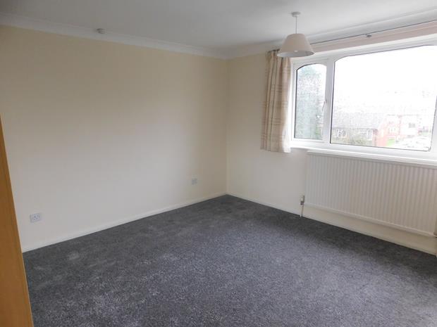 14SmithfieldPlaceMainBed