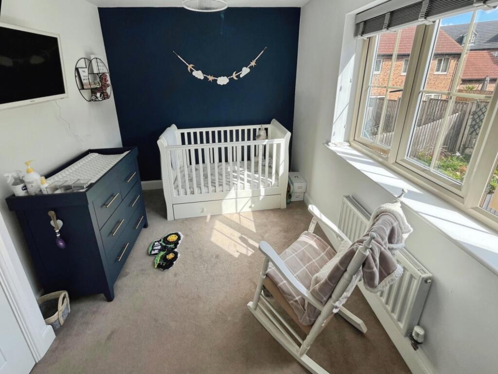 pbox-bedroom-335893.jpg